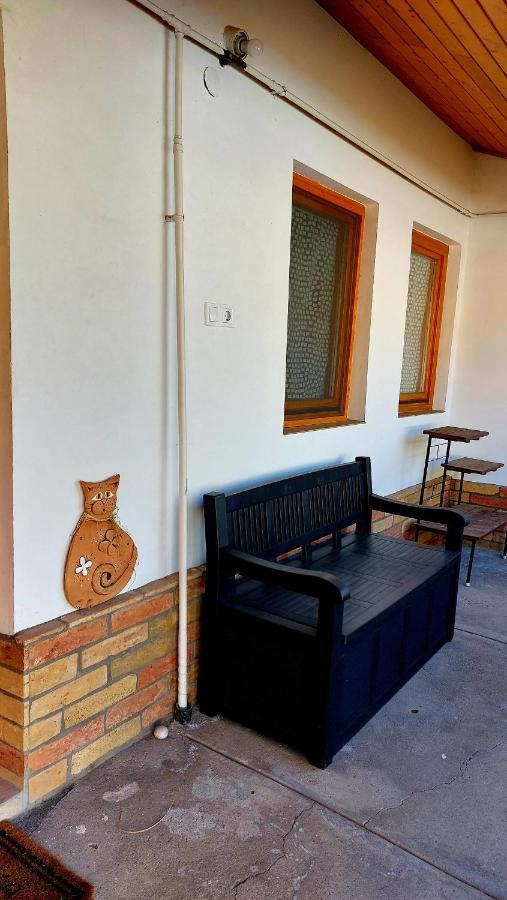 Mandula Apartman 塞格德 外观 照片