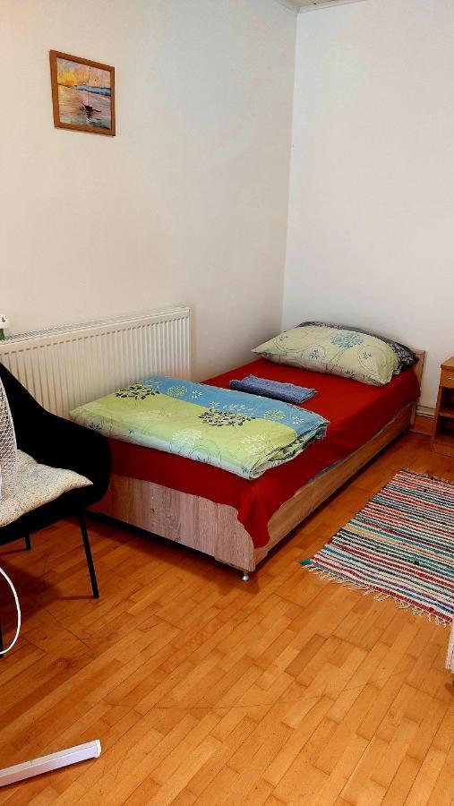 Mandula Apartman 塞格德 外观 照片